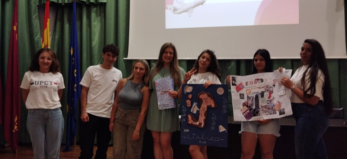 Imagen Preuniversitarios europeos participan en una actividad de Aprendizaje Basado en Proyectos en la UPCT